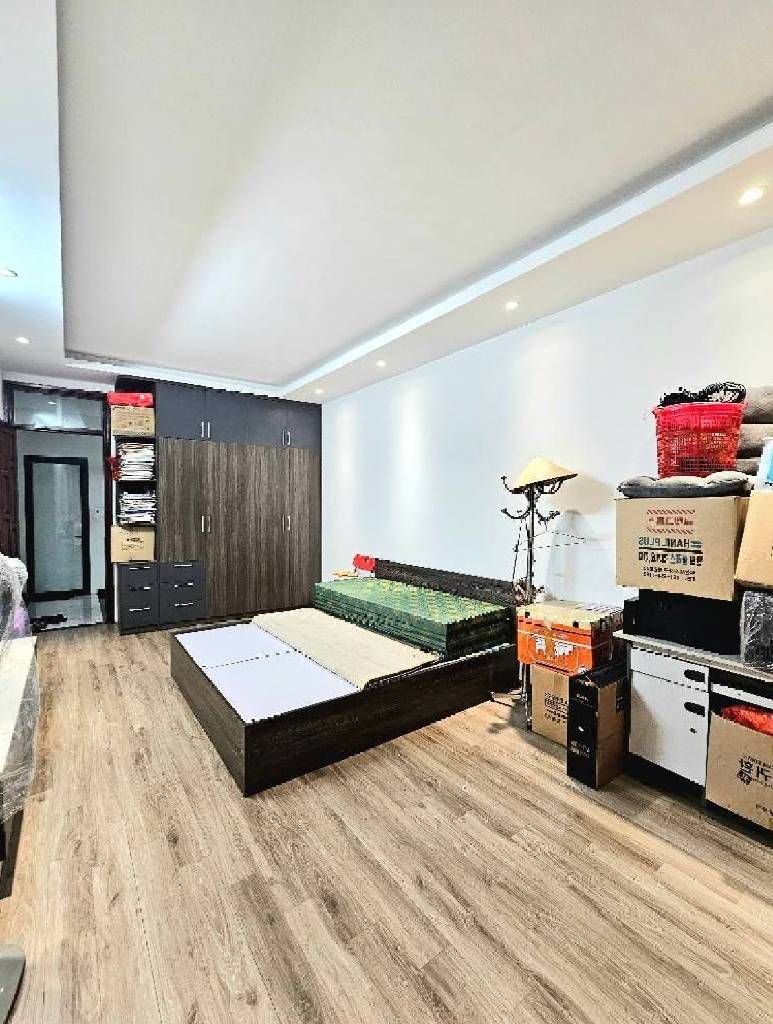 Bán nhà tân mai 5 tầng long lanh dân xây ô tô thông kinh doanh hoàng mai